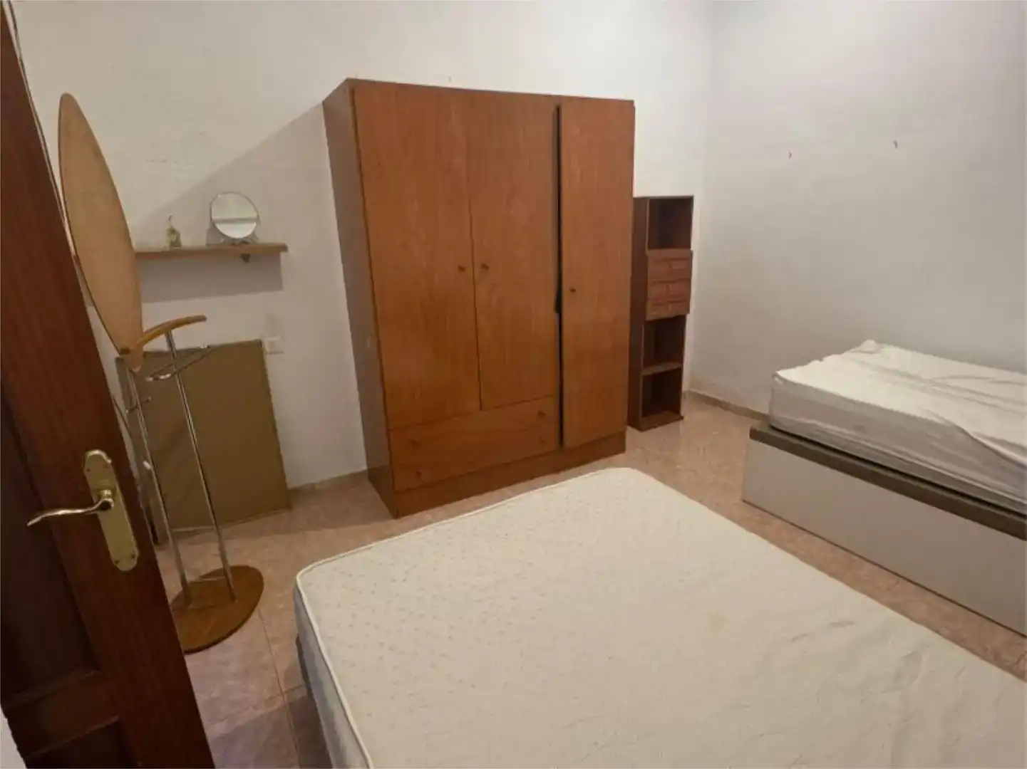 Habitación de Piso en venta en Puente Genil con Trastero y Amueblado