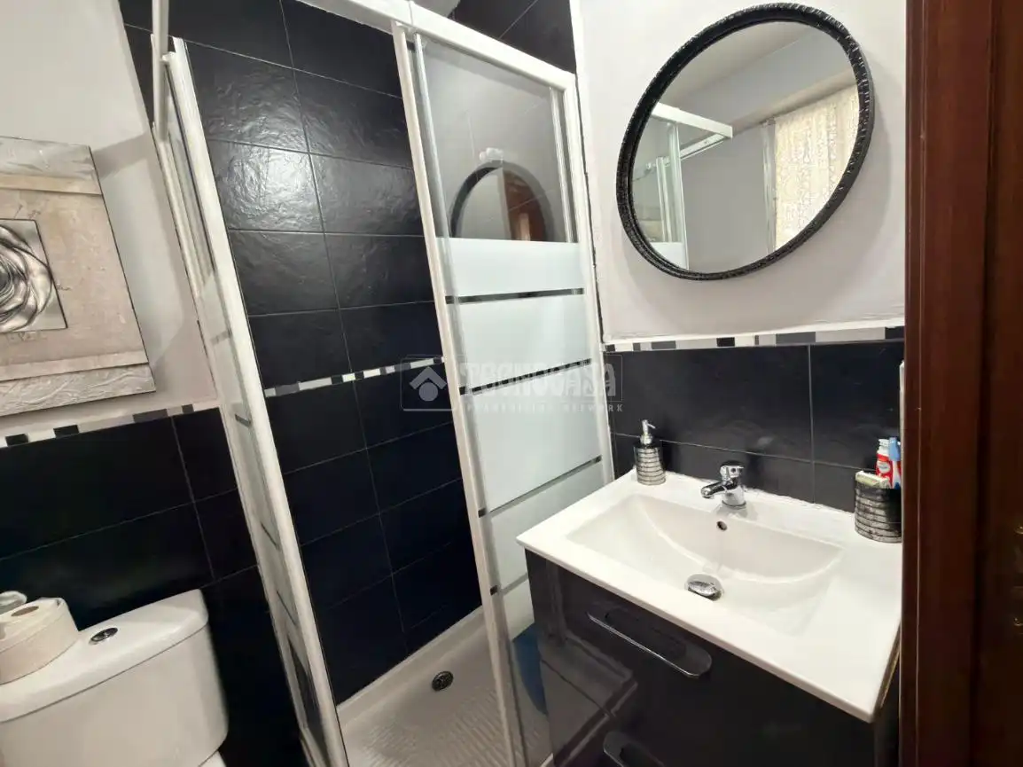 Baño de Piso en venta en Alcalá de Henares con Calefacción y Terraza