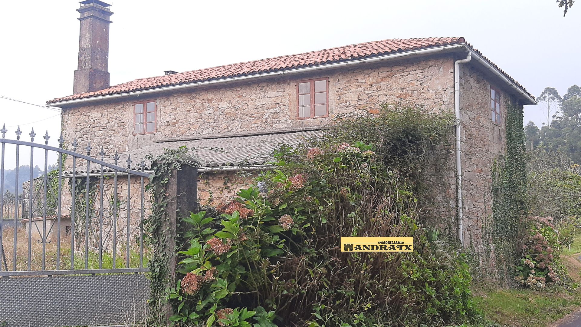 Vista exterior de Casa o xalet en venda en Irixoa