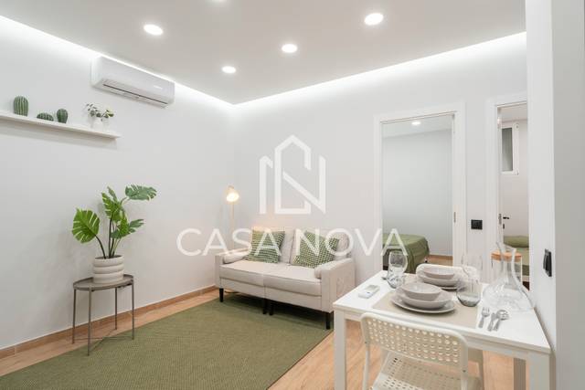 Piso en Venta en Travessera de Gràcia en El Baix Guinardó