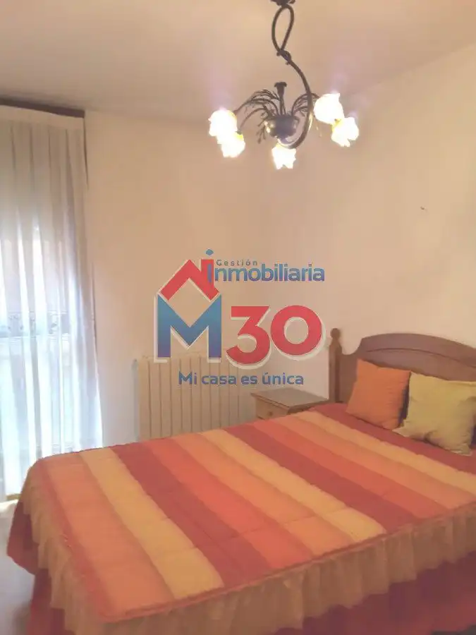Habitación de Apartamento en venta en Miranda de Ebro con Calefacción, Parquet y Terraza