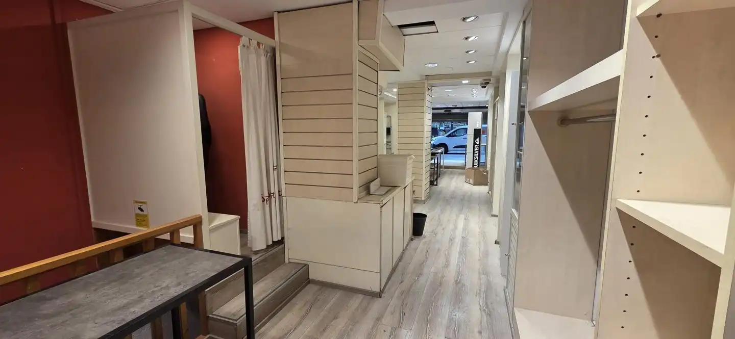 Local commercial à vendre à Centre - Eixample – Can Llobet, imagen 11