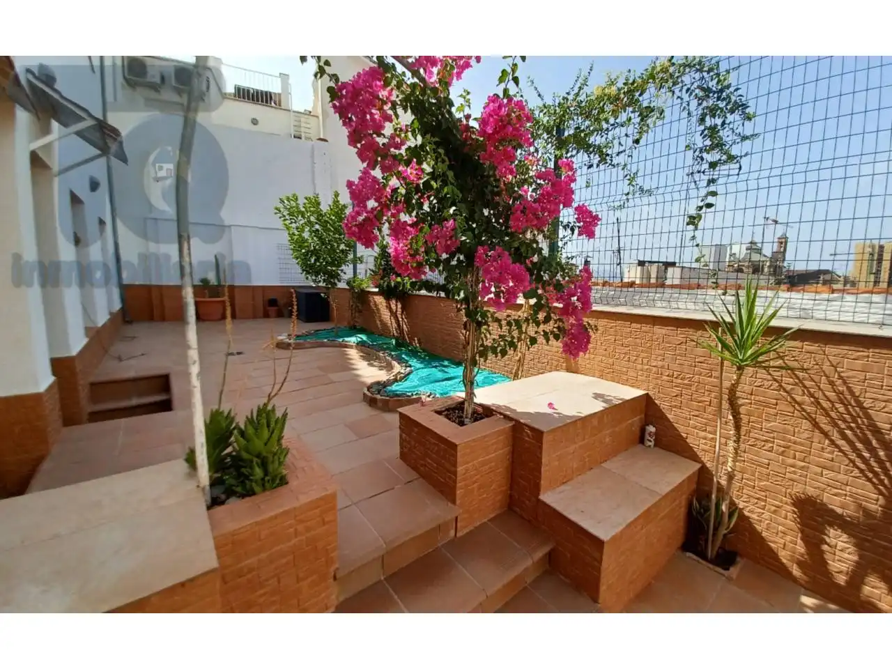 Terraza de Casa o chalet en venta en Granada con Aire acondicionado, Calefacción y Jardín privado