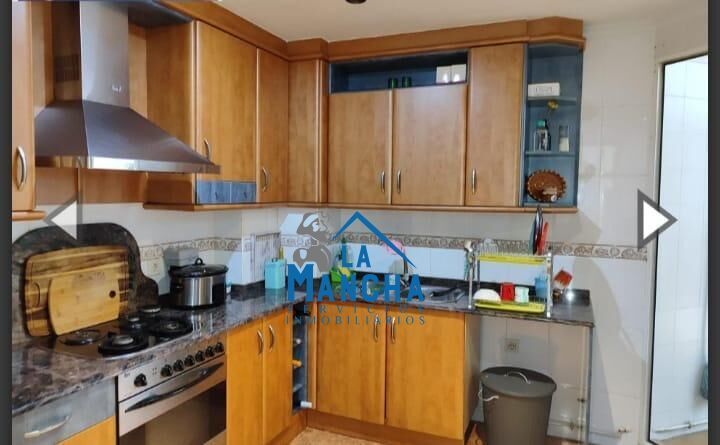 Cocina de Piso en venta en  Albacete Capital con Calefacción, Jardín privado y Trastero