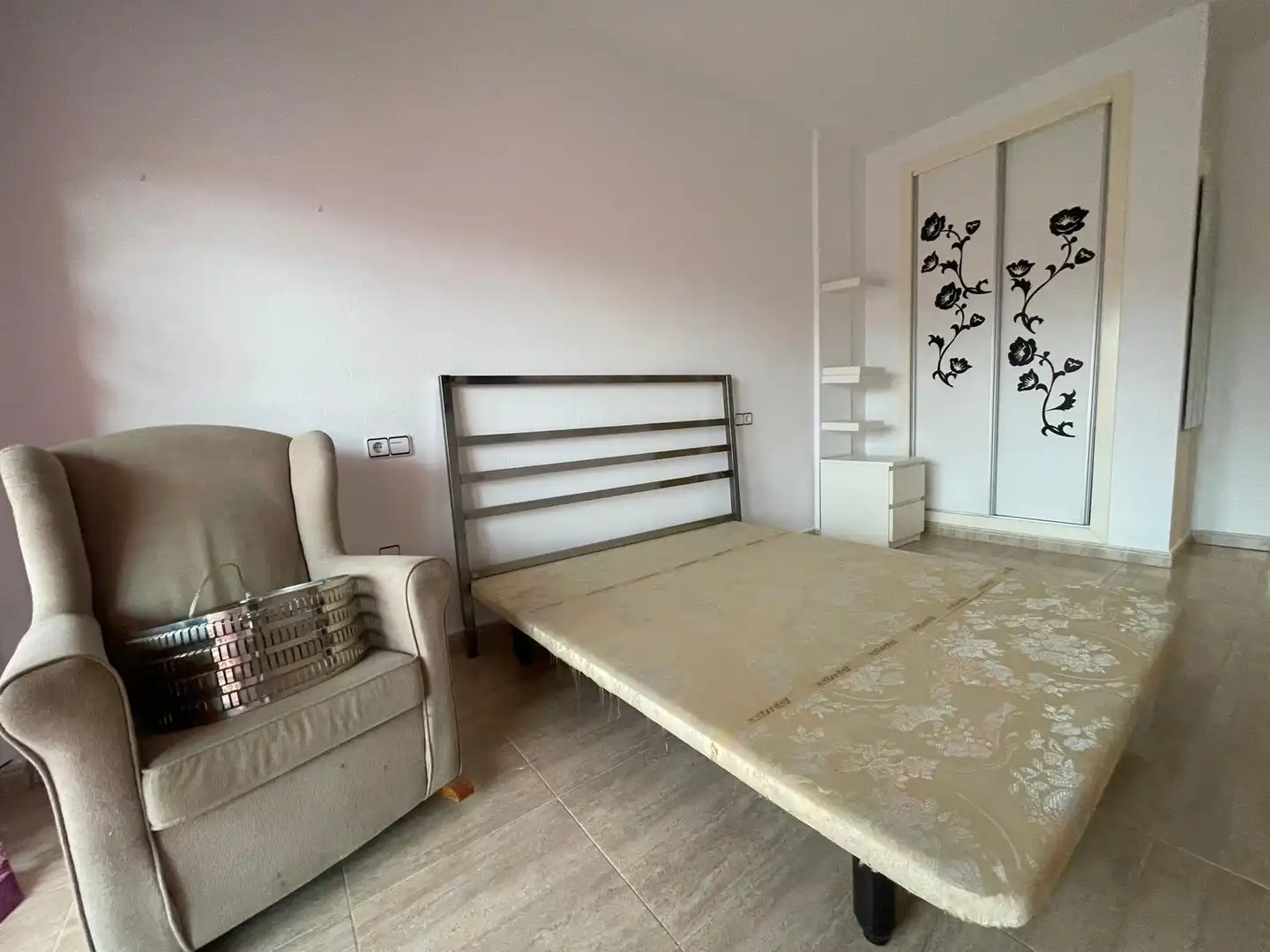 Dormitori de Apartament en venda en Águilas amb Aire condicionat, Terrassa i Piscina