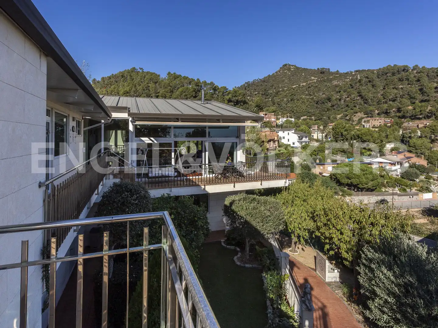 Terraza de Casa o chalet en venta en Santa Coloma de Cervelló con Calefacción, Jardín privado y Parquet