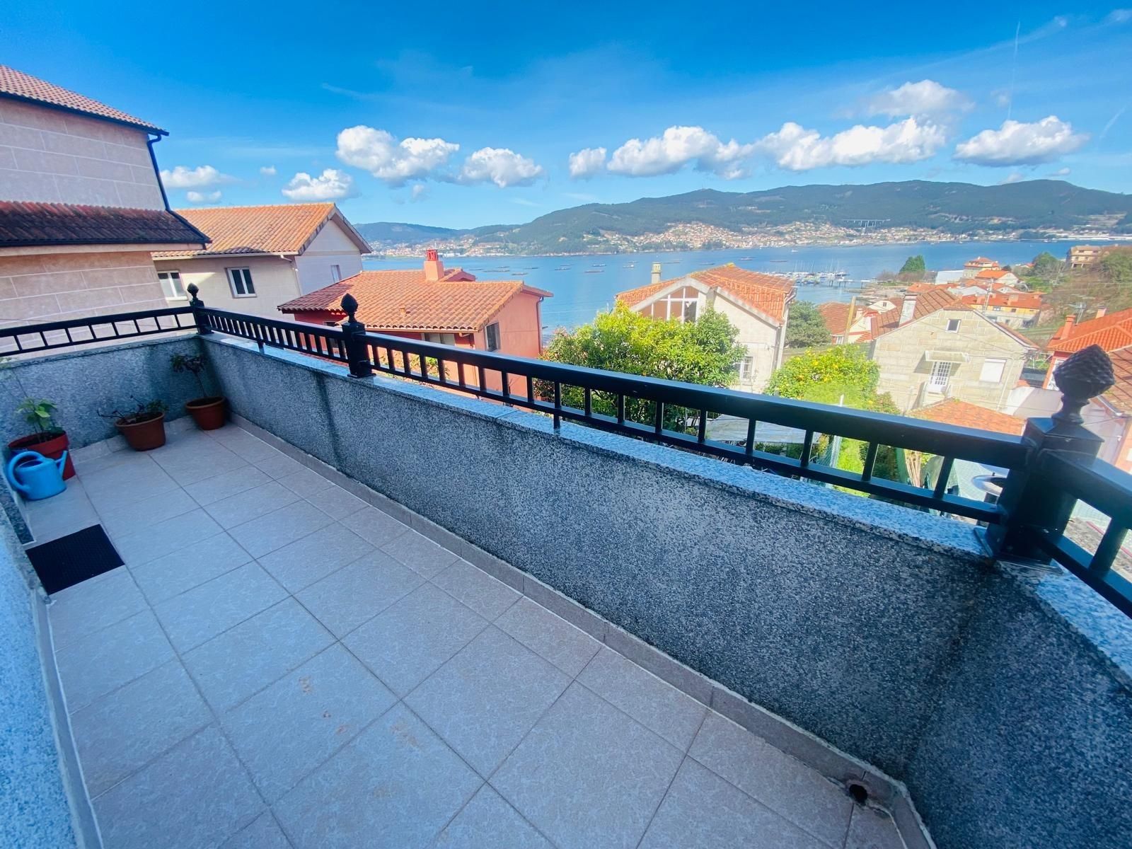 Exterior view of House or chalet for sale in Redondela  with Heating, Terrace and Balcony