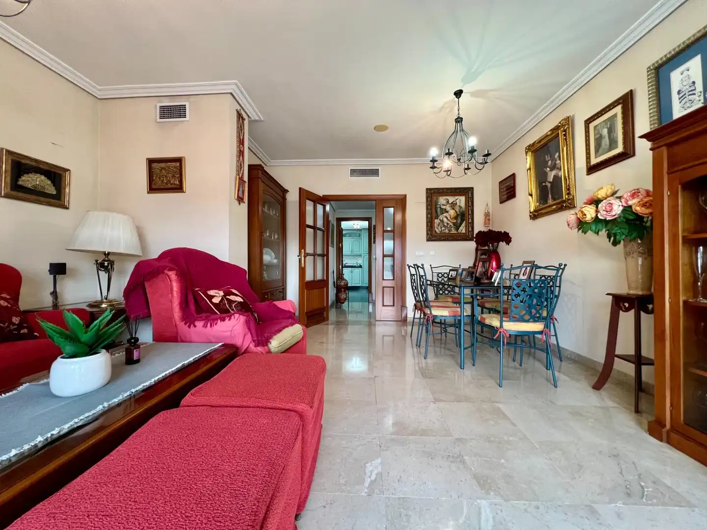 Sala d'estar de Pis en venda en Córdoba amb Aire condicionat, Jardí privat i Terrassa