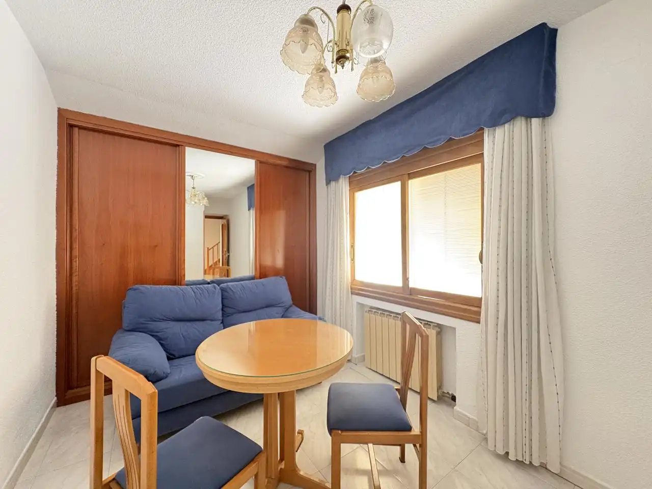 Dormitori de Casa o xalet de lloguer en Collado Villalba amb Calefacció, Jardí privat i Parquet