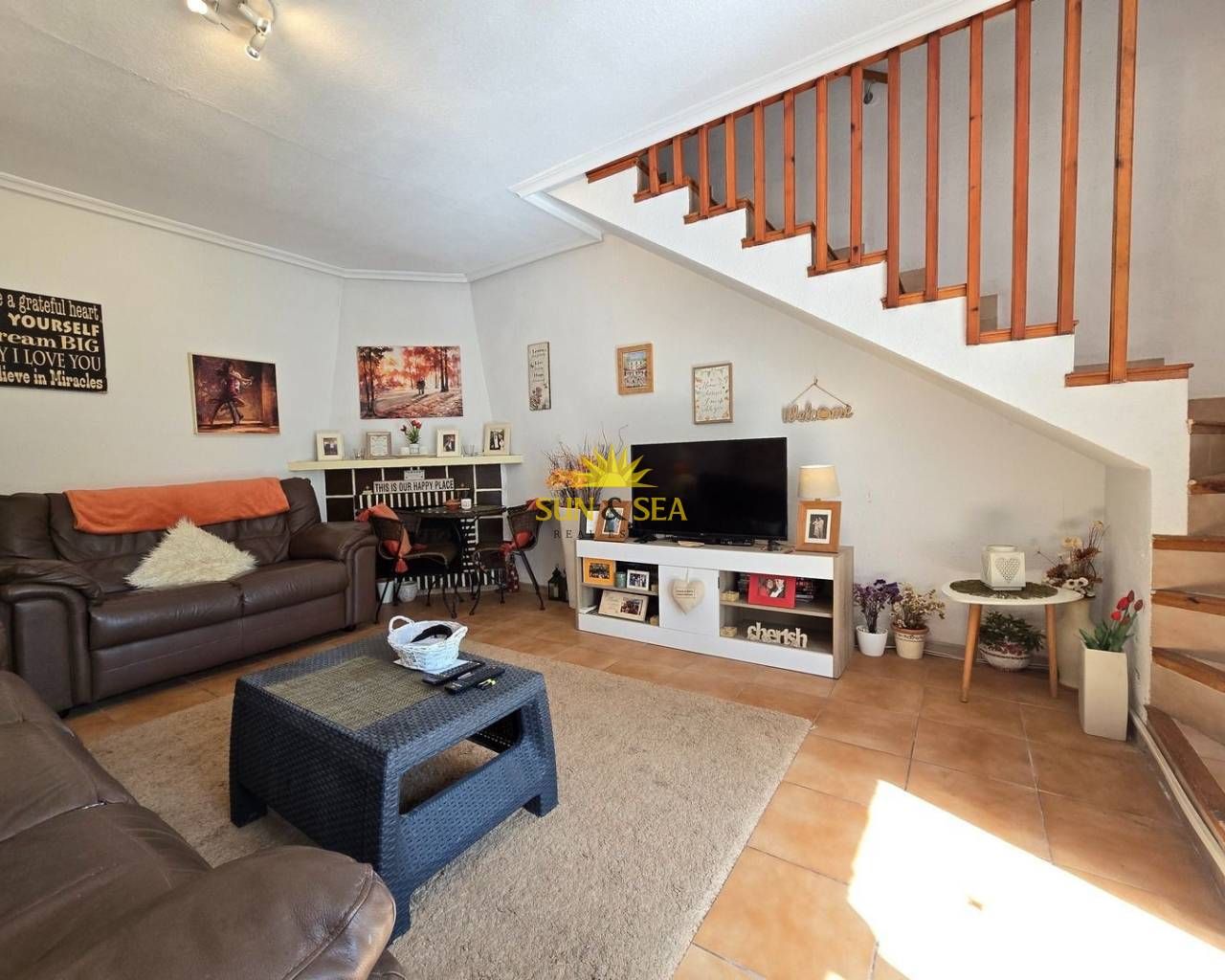 Sala d'estar de Casa o xalet de lloguer en Torrevieja amb Aire condicionat, Calefacció i Terrassa