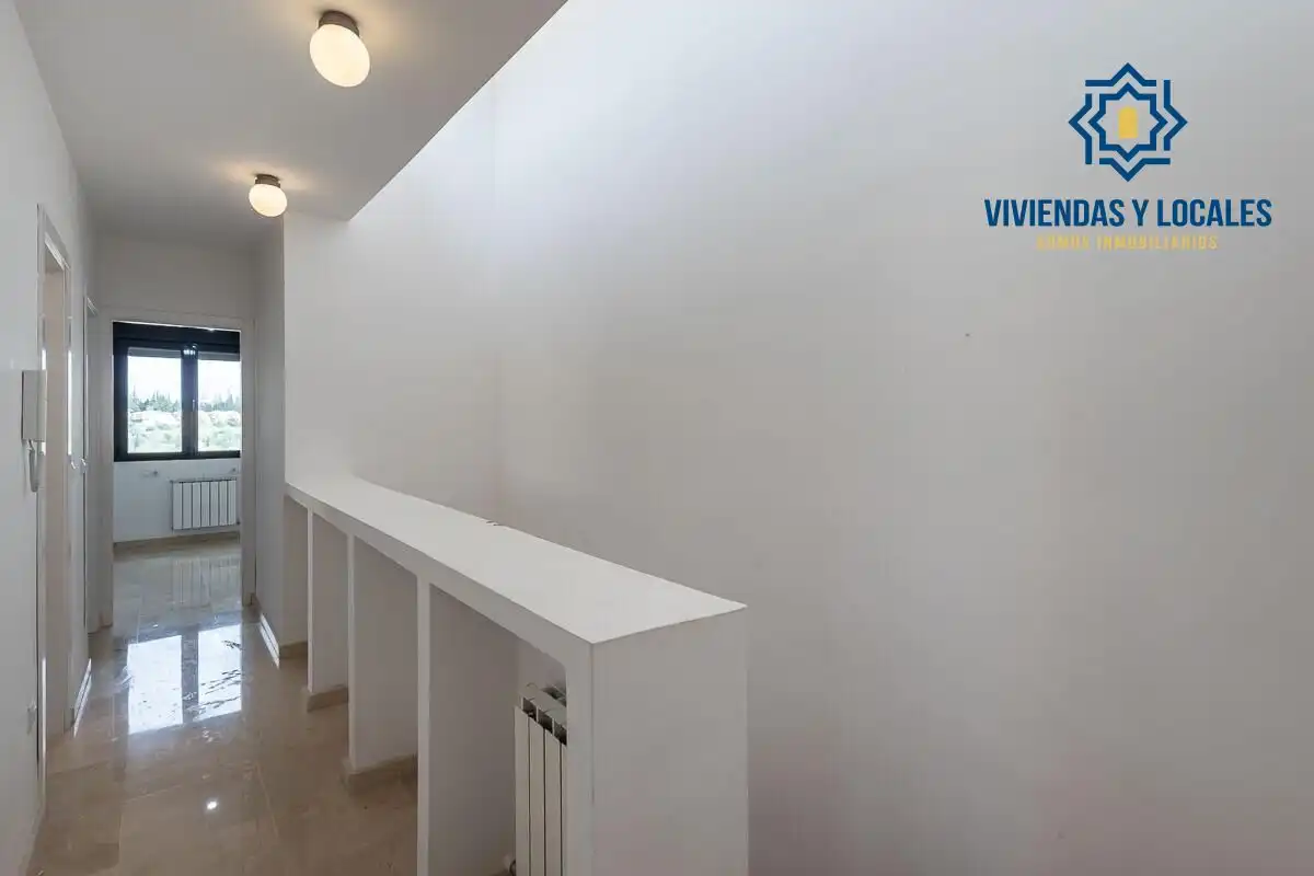 Reihenhaus mit Terrasse zum Verkauf in Calle Calle Majuelo, imagen 40