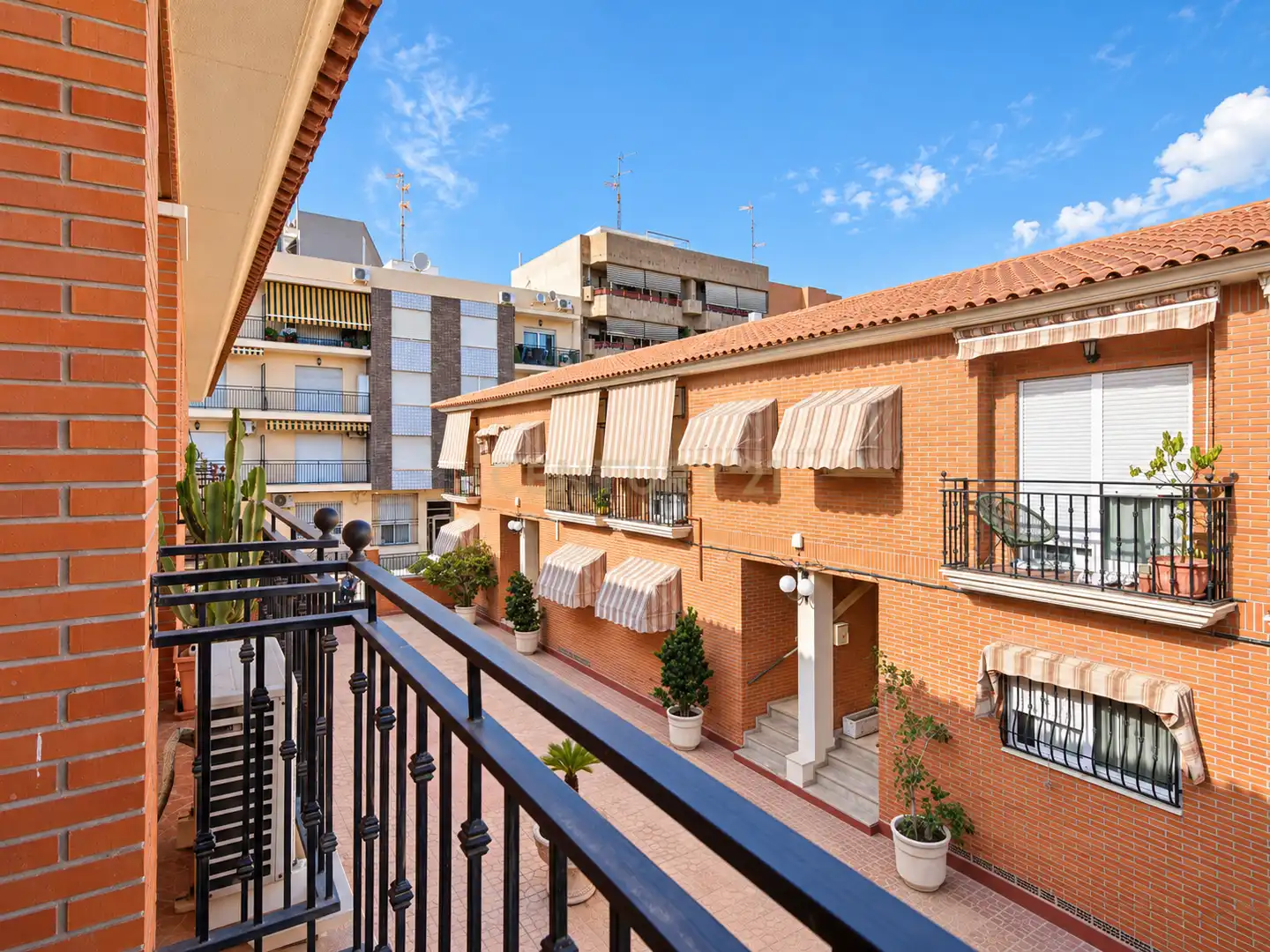 Adossat amb terrassa en venda a Calle Pedro Maltés, 1, Sant Vicent del Raspeig, Spain, imagen 28