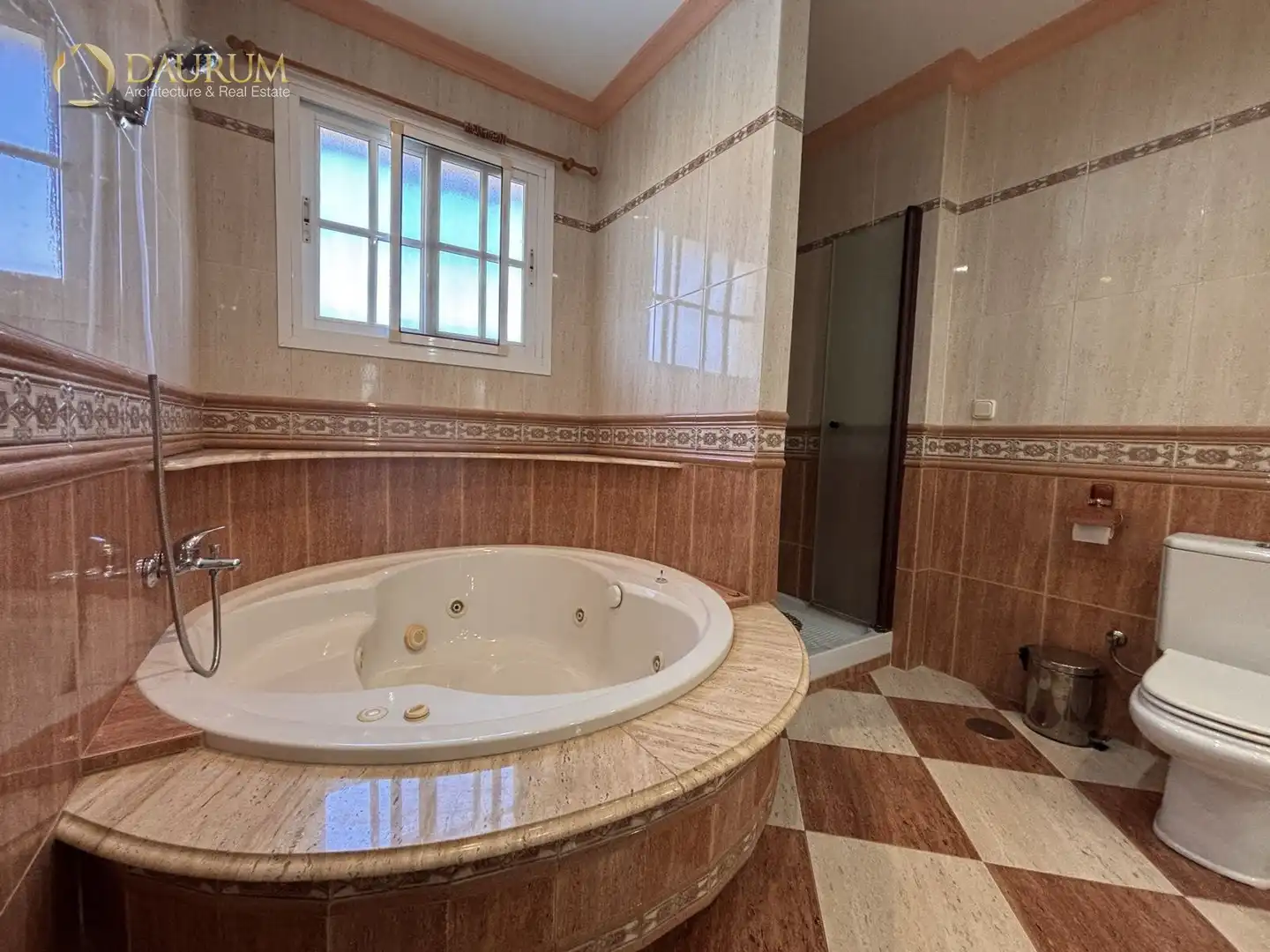 Baño de Casa o chalet en venta en Alhaurín de la Torre con Aire acondicionado, Terraza y Trastero