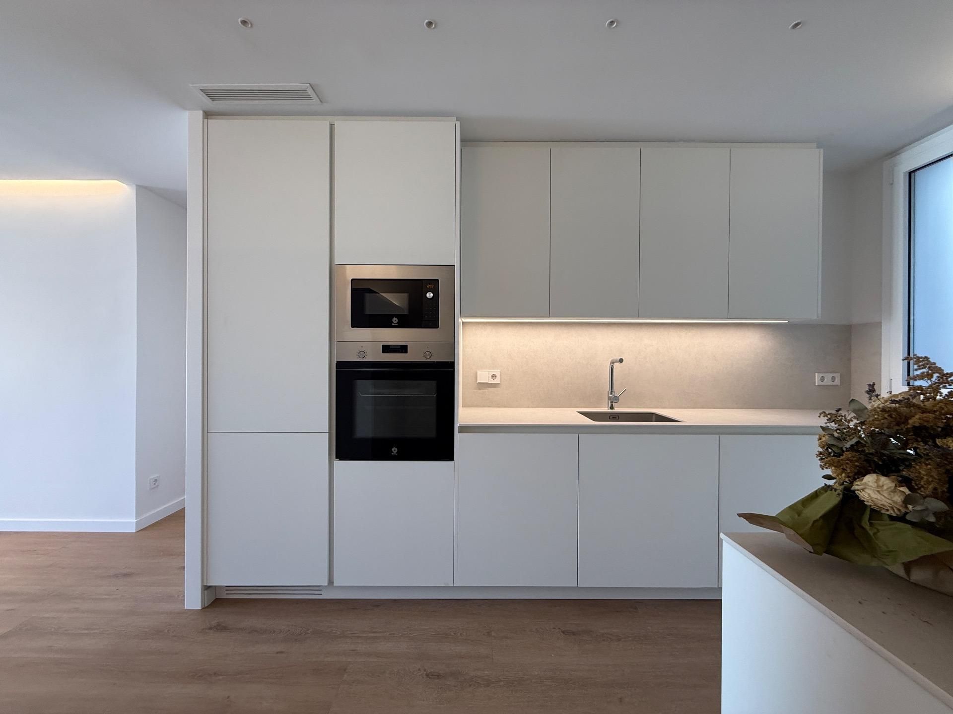 Kitchen of Flat for sale in  Barcelona Capital  with Parquet flooring and Terrace