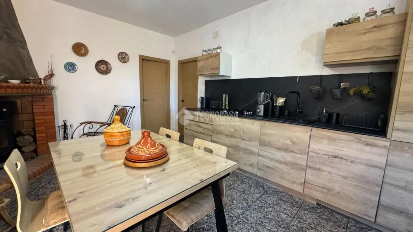 Cocina de Casa o chalet en venta en Alpujarra de la Sierra con Aire acondicionado, Trastero y Amueblado