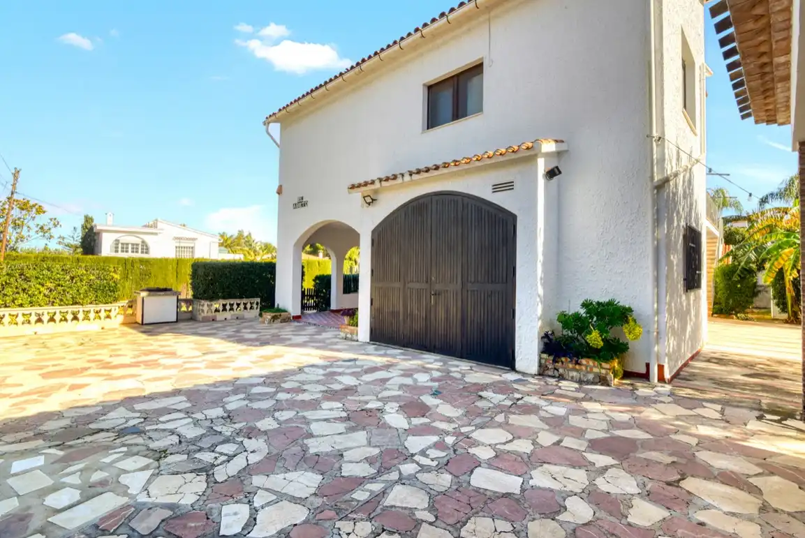 Exterior view of Houses for sale in Dénia  with Air Conditioner, Heating and Private garden