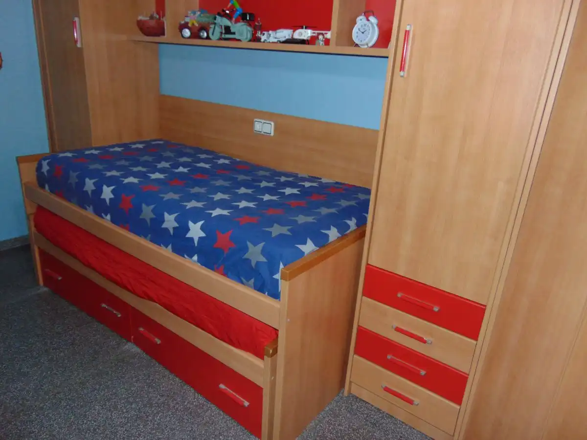 Dormitori de Casa o xalet en venda en Valdepeñas amb Aire condicionat, Calefacció i Terrassa