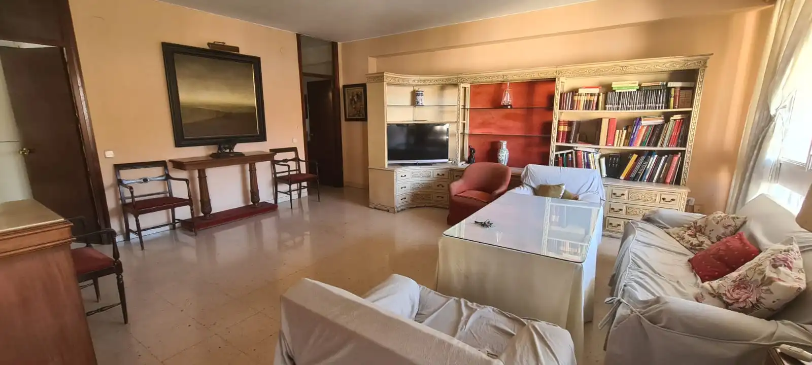 Living room of Flat for sale in Sevilla  with Furnished
