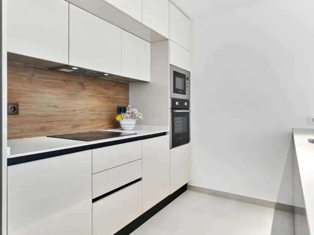 Bungalow con piscina en venta en Calle Nicolas Copernico, imagen 16