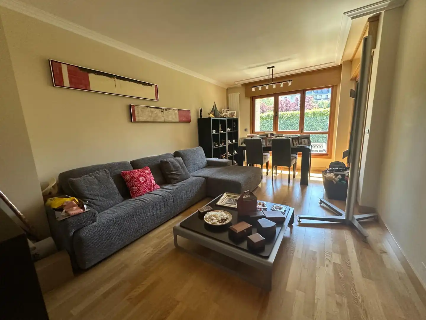 Sala de estar de Casa o chalet en venta en Jaca con Calefacción, Jardín privado y Parquet