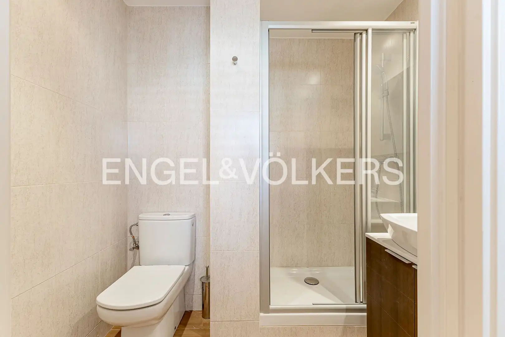 Baño de Ático en venta en Barcelona con Aire acondicionado, Calefacción y Parquet