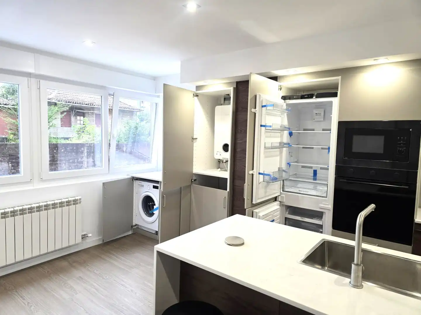 Kitchen of Flat for rent in Vigo 