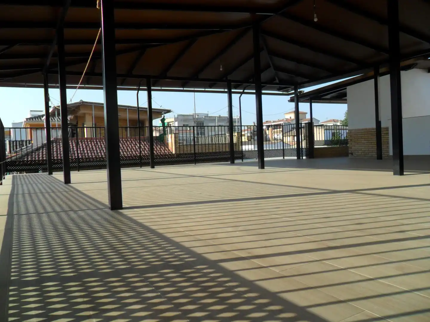Terrasse von Dachboden zur Miete in Maracena mit Terrasse, Abstellraum und Möbliert