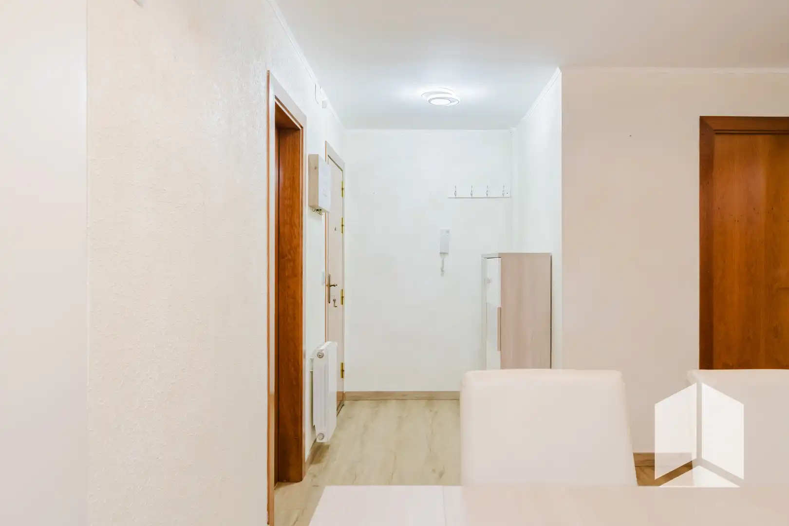 Piso con terraza en venta en Castell - Poble Vell, imagen 9