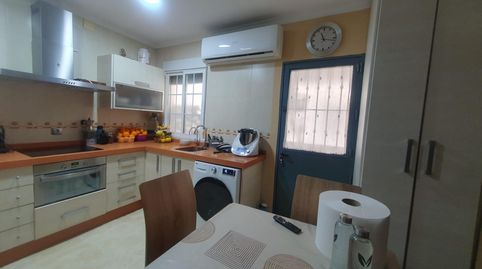 Foto 2 de Piso de alquiler en Calle Calle Jorge Guillén, Girón - Las Delicias, Málaga Capital