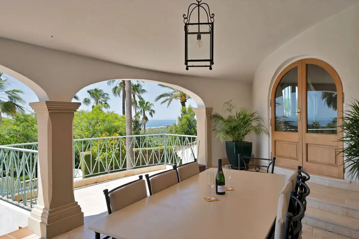 Terraza de Casa o chalet en venta en Marbella con Aire acondicionado, Calefacción y Jardín privado