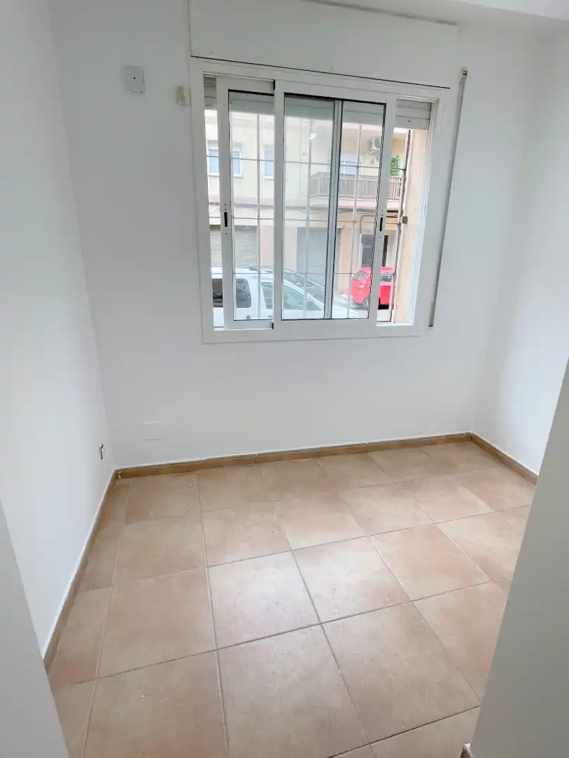 Dormitori de Planta baixa en venda en Mataró amb Aire condicionat, Calefacció i Forn