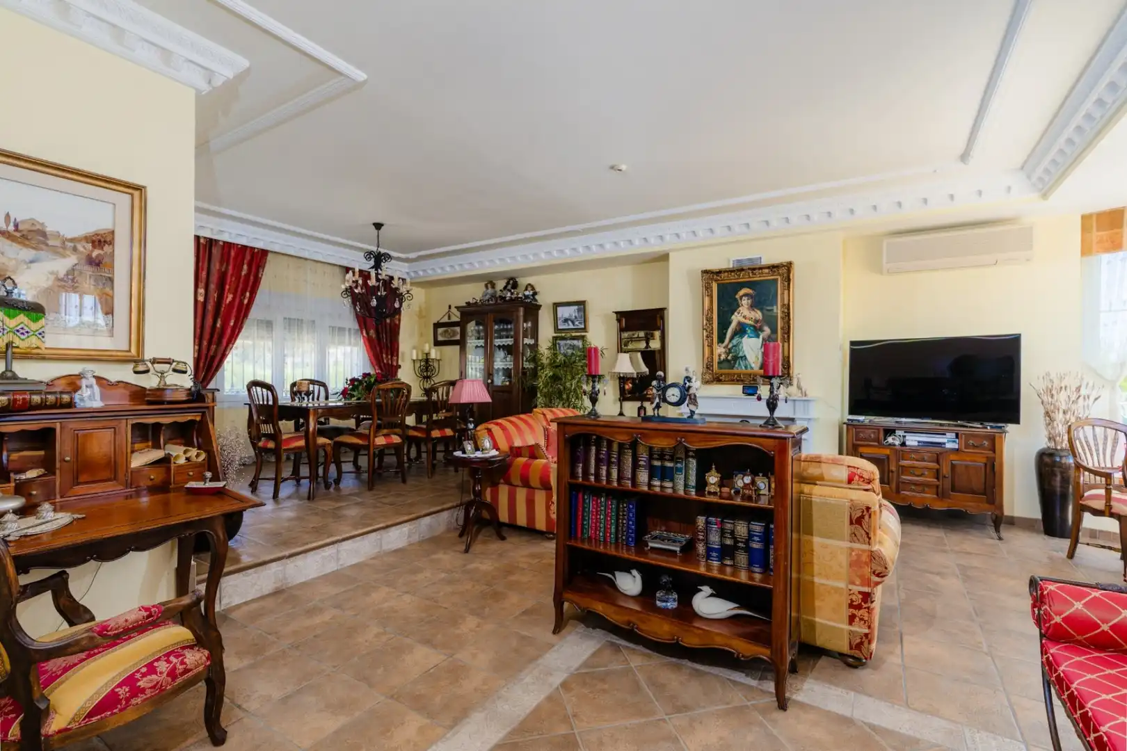 Sala de estar de Casa o chalet en venta en San Vicente del Raspeig / Sant Vicent del Raspeig con Aire acondicionado, Calefacción y Jardín privado