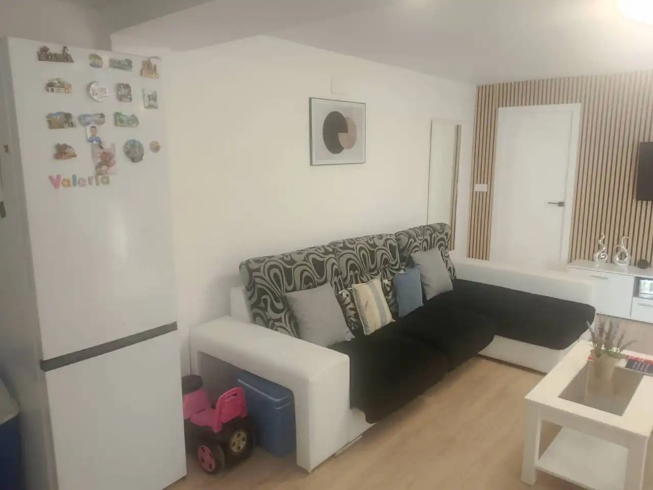 Living room of Flat for sale in Gandia  with Air Conditioner, Furnished and Balcony