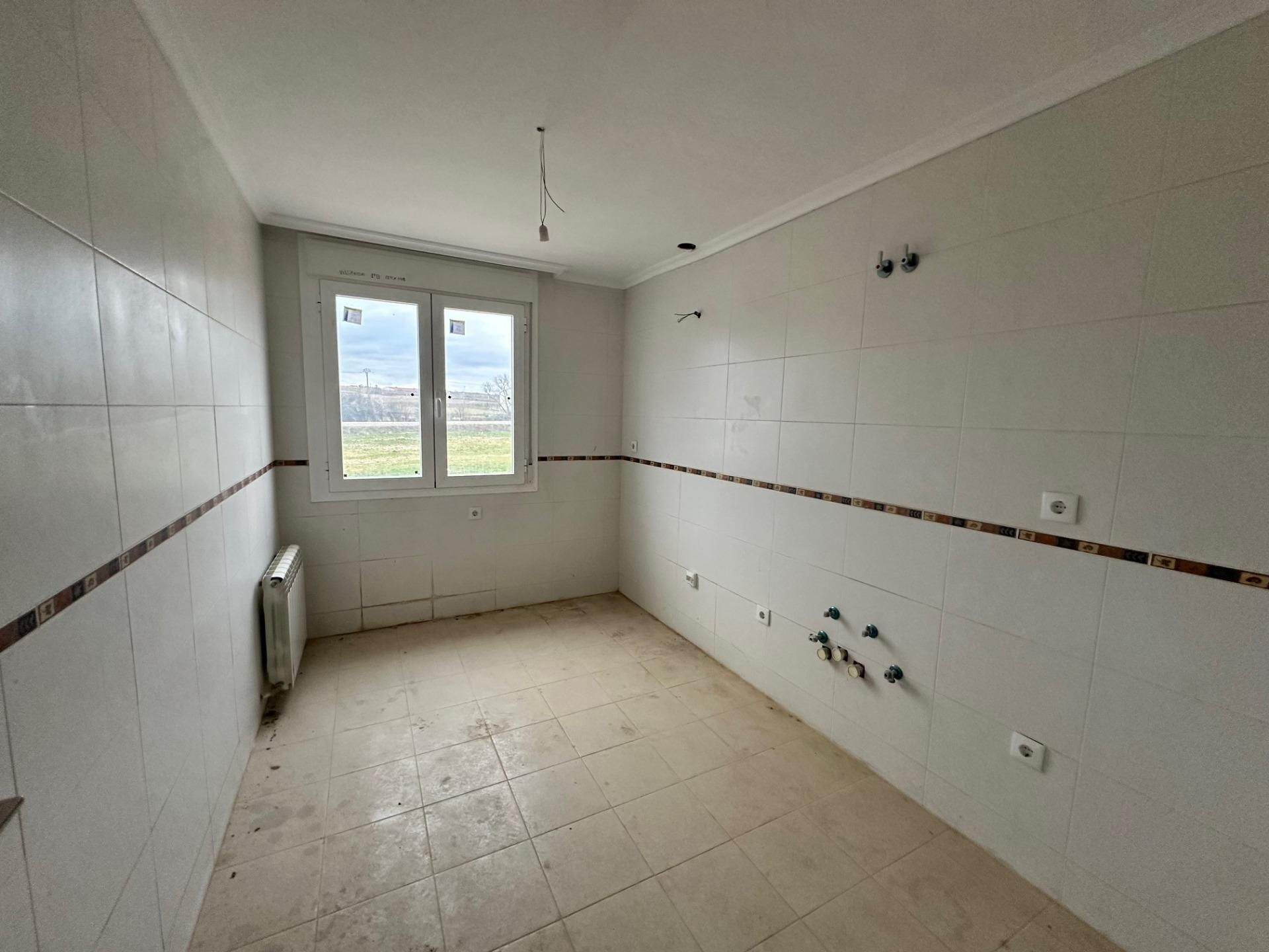 Kitchen of Single-family semi-detached for sale in Mucientes