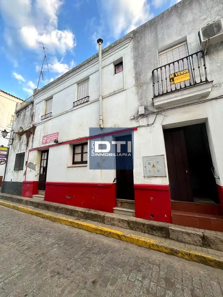 Casa con balcone in vendita a Calle Manuel León, imagen 2