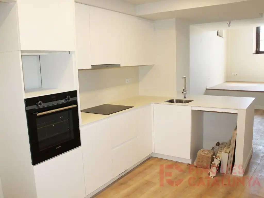 Kitchen of Duplexes for sale in Girona  with Air Conditioner and Terrace