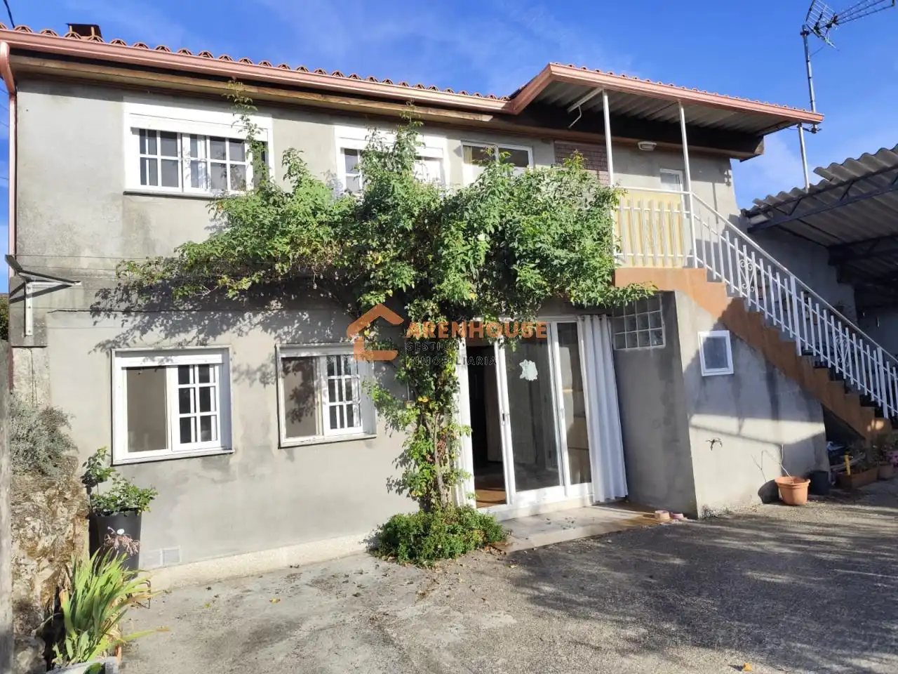 House with terrace for sale in Maside