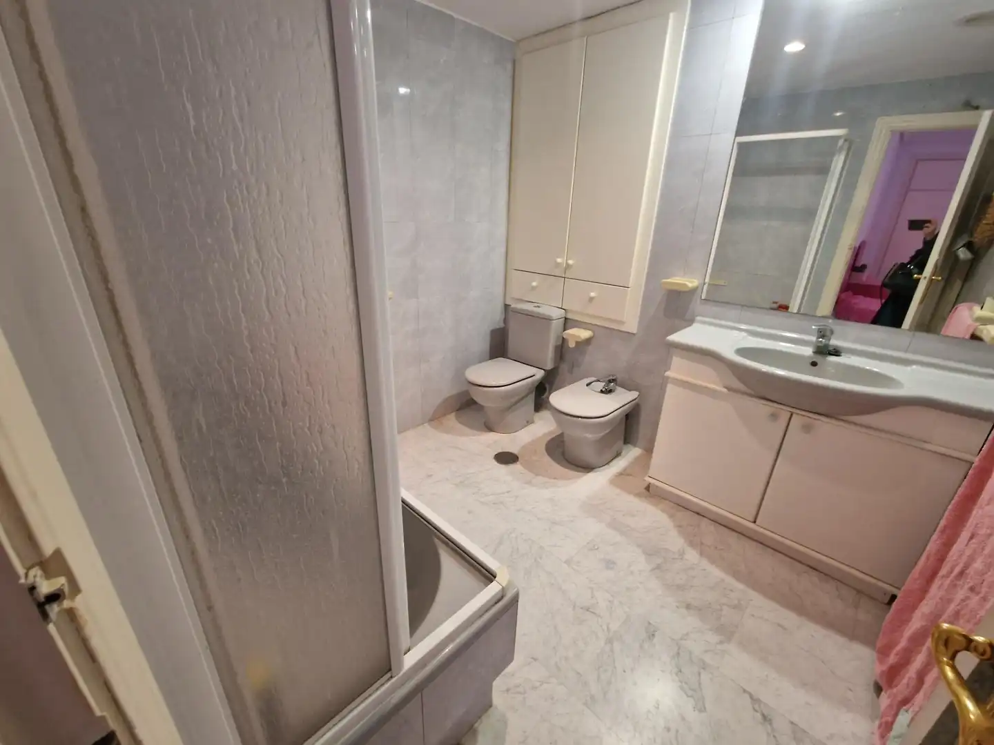 Badezimmer von Wohnung zur Miete in Águilas mit Balkon und Gemeinschaftspool