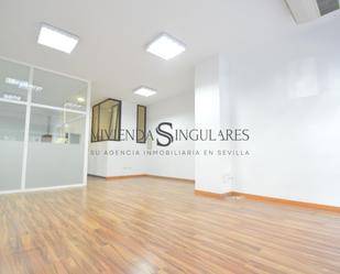 Premises for sale in  Sevilla Capital  with Air Conditioner