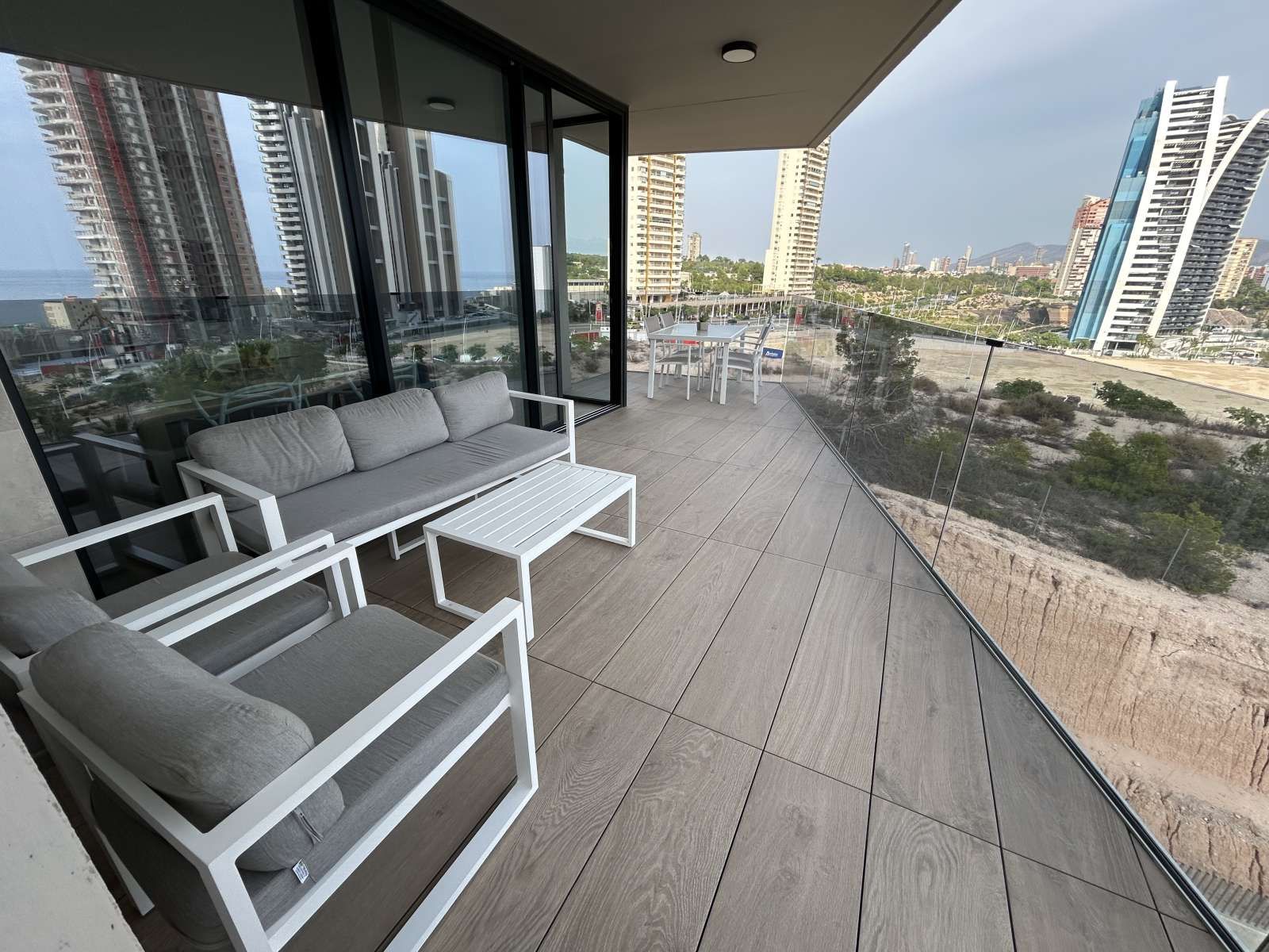Apartament per a compartir a Playa Poniente