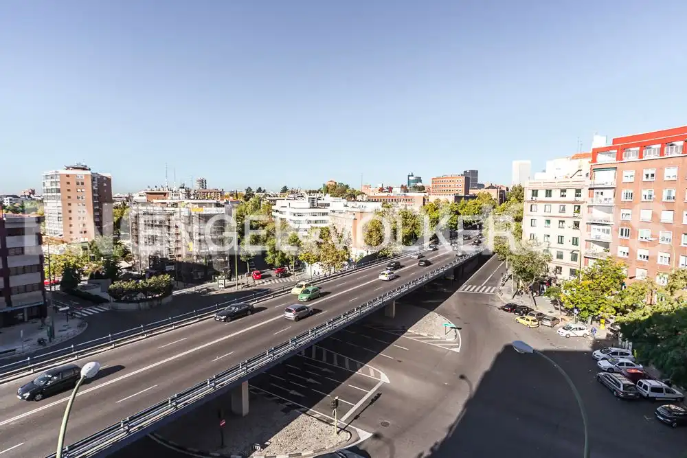 Exterior view of Flat for sale in Madrid  with Heating and Parquet flooring