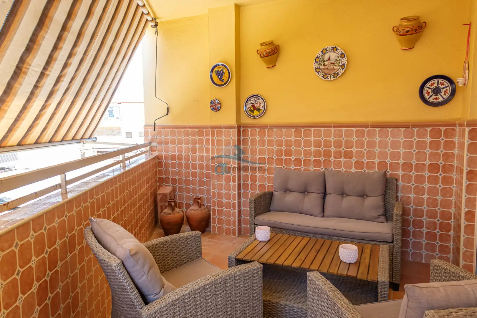 Terrasse von Wohnungen zur Miete in Linares mit Klimaanlage, Heizung und Terrasse