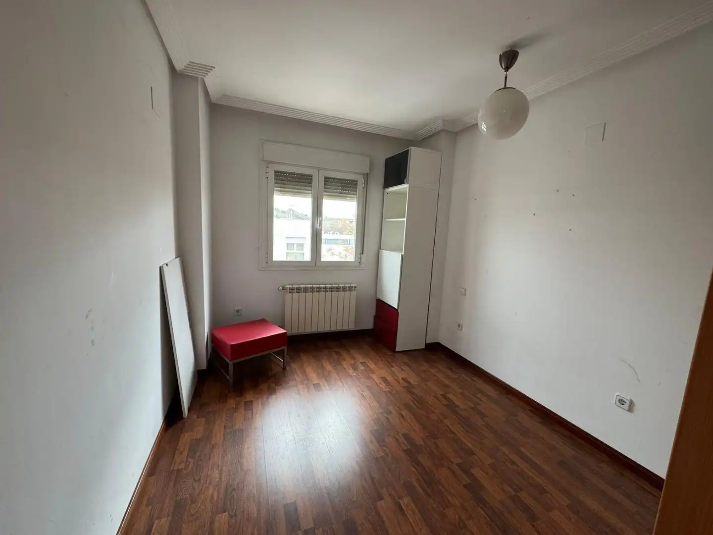 Habitación de Casa adosada en venta en Poblete con Aire acondicionado, Calefacción y Jardín privado