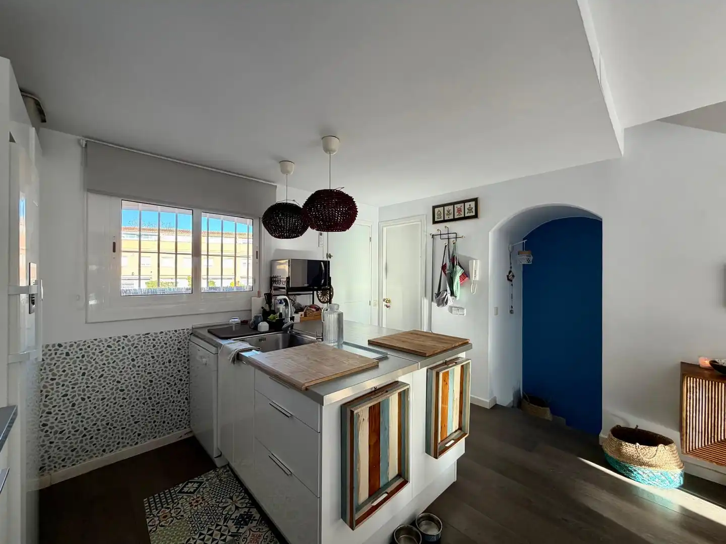 Cocina de Casa adosada de alquiler en Palamós con Terraza, Amueblado y Se aceptan mascotas