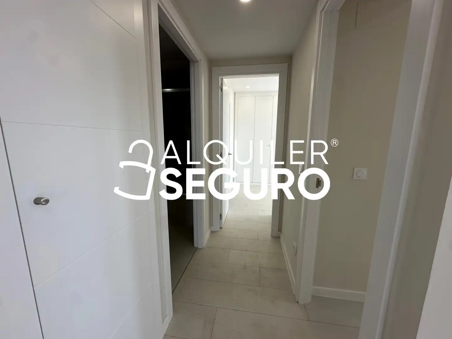 Piso de alquiler en Valencia con Aire acondicionado, Terraza y Trastero