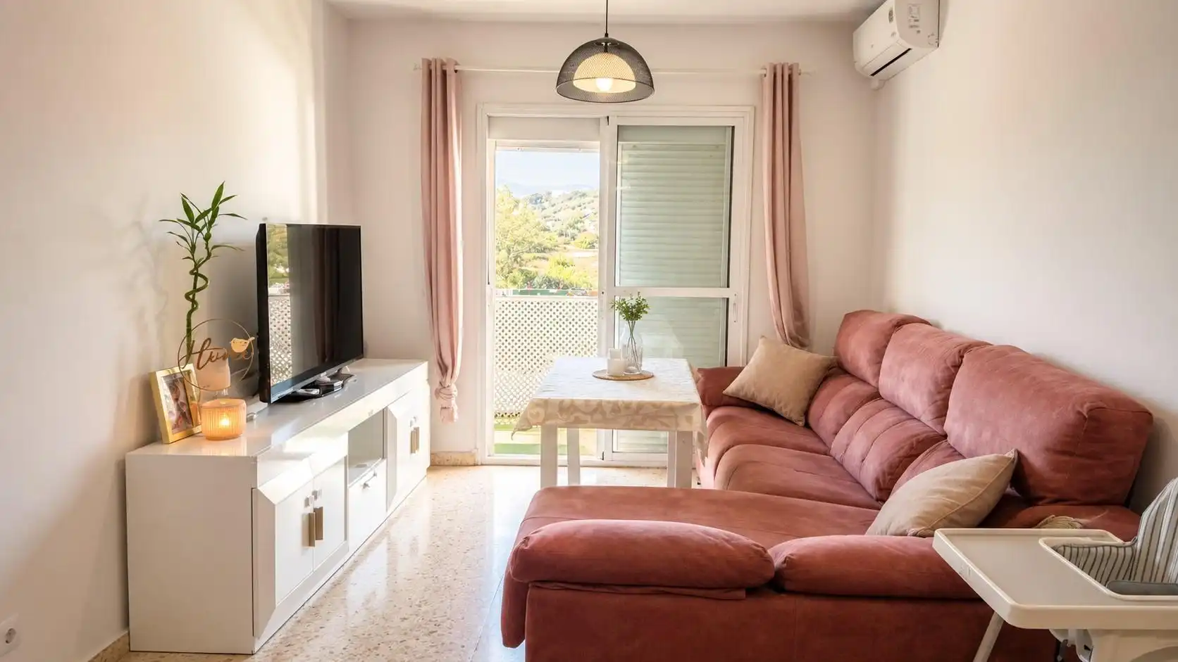 Flat with terrace for sale in La Vega, imagen 2