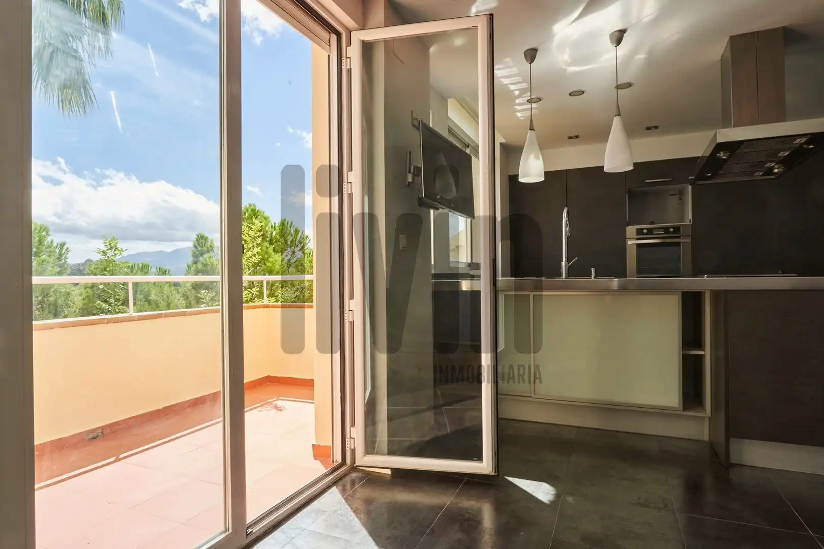 Balcony of Houses for sale in Jaén  with Air Conditioner, Heating and Terrace