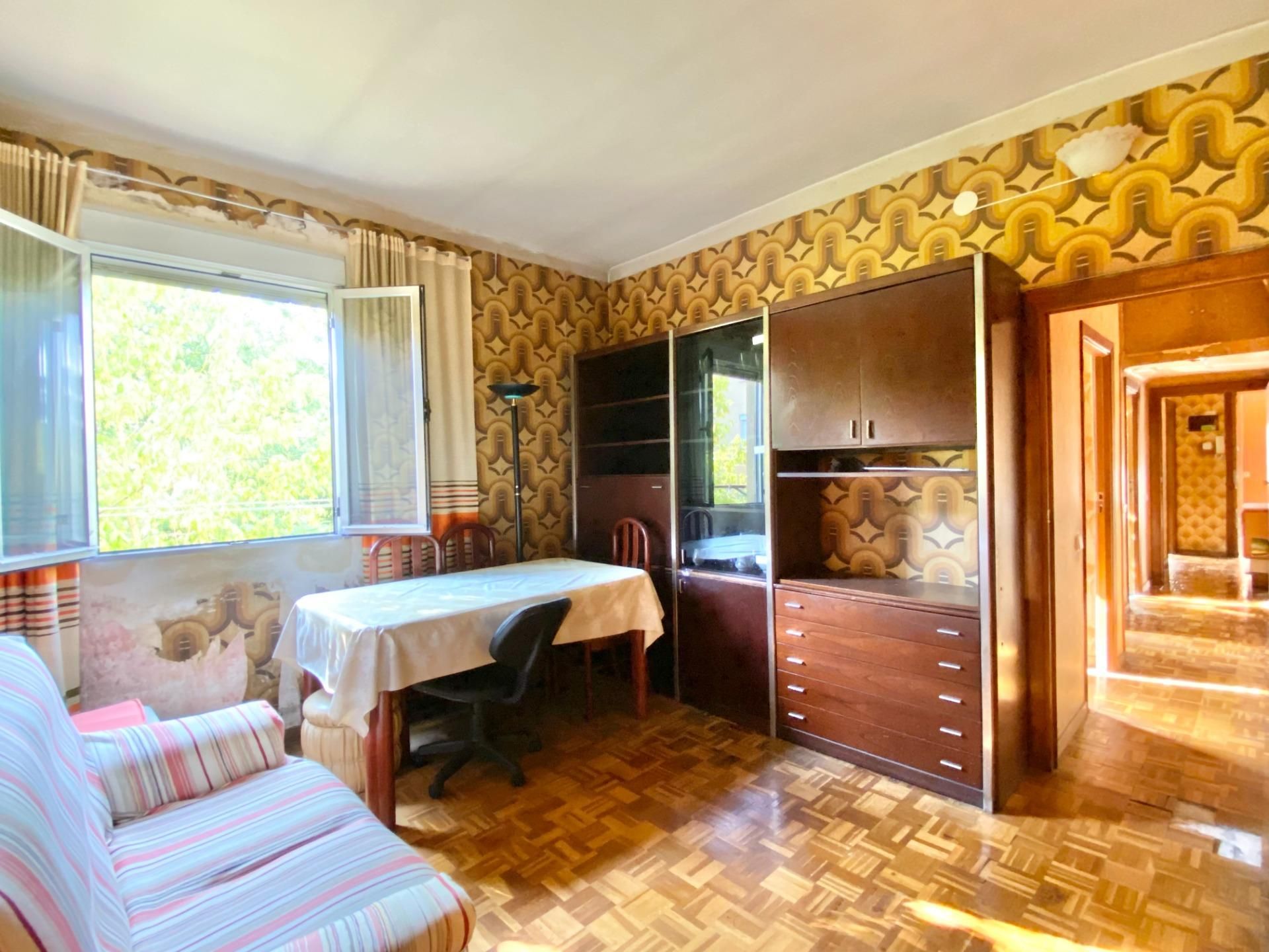 Bedroom of Flat for sale in  Madrid Capital  with Storage room