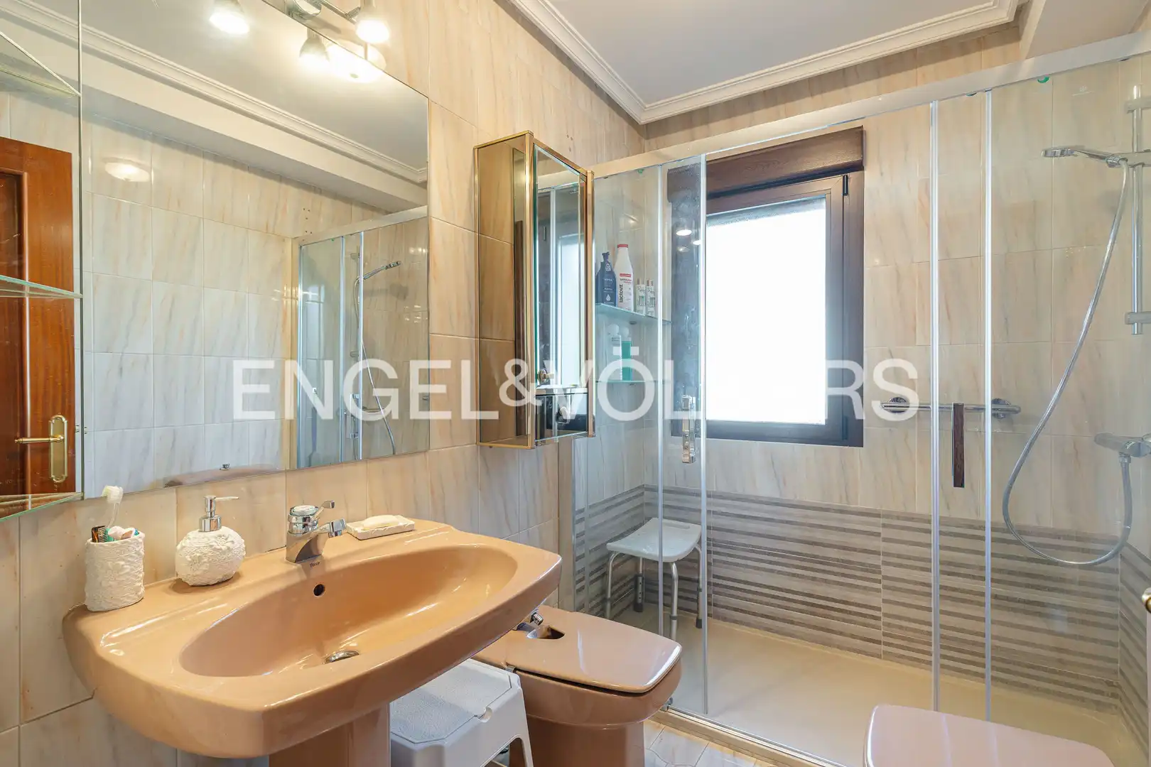 Baño de Casa o chalet en venta en Torrelodones con Calefacción, Jardín privado y Terraza