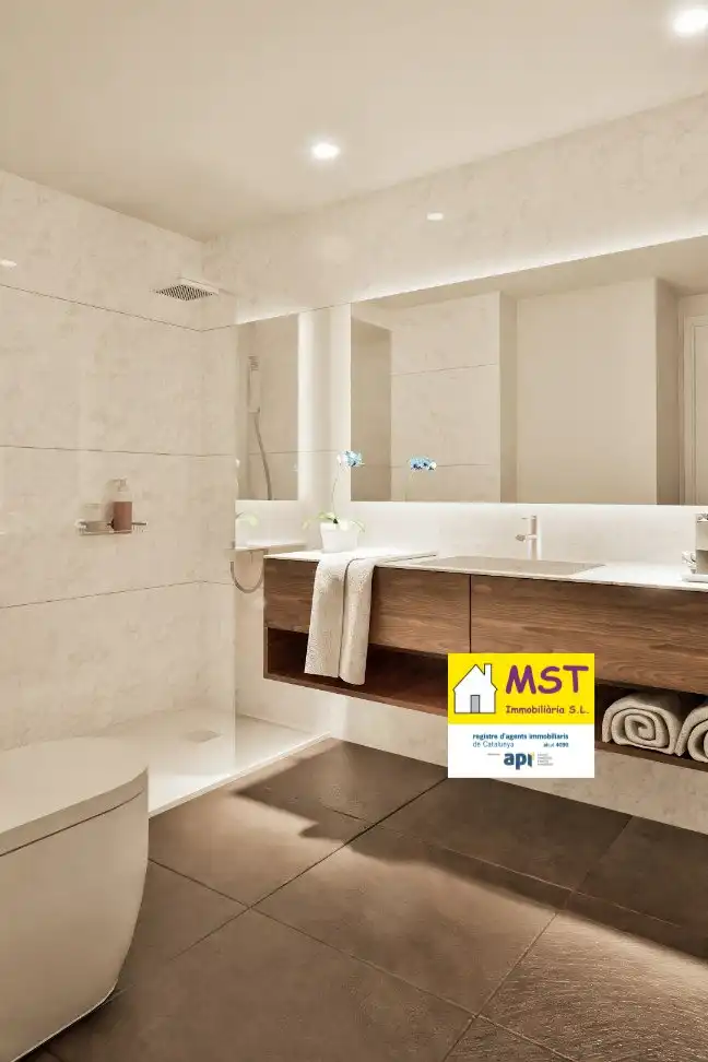 Baño de Piso en venta en Sant Fruitós de Bages con Aire acondicionado, Calefacción y Terraza